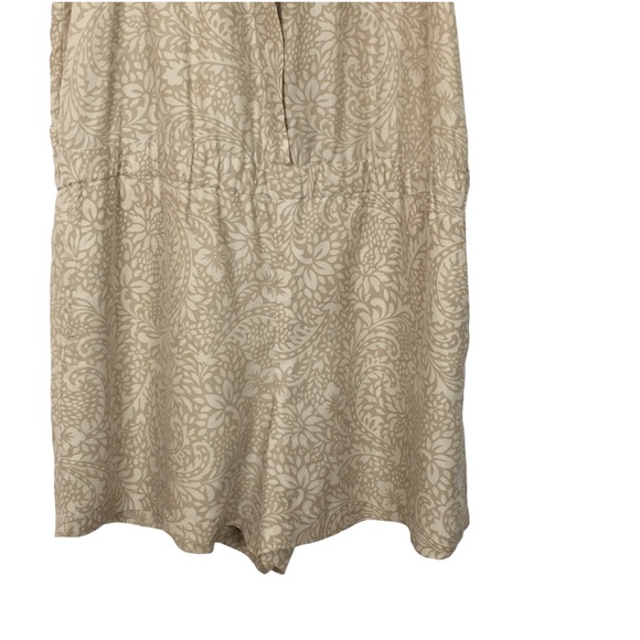 Club Monaco Silk Floral Scoop Neck Sleeveless Romper - Picture 3 of 11